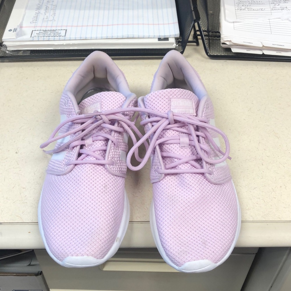 Athletic shoes